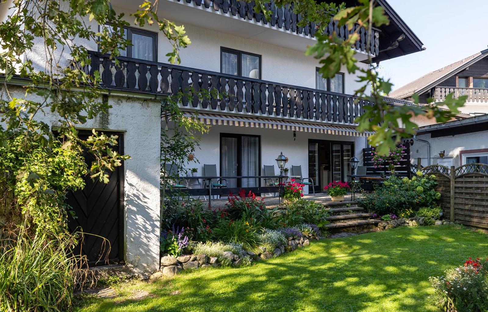 Hotel Alpenhof Оберау Экстерьер фото